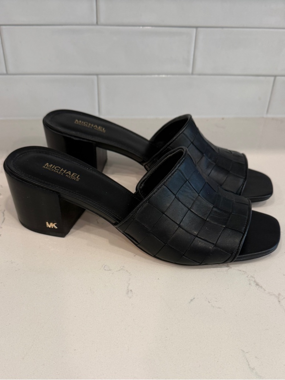 MICHAEL Michael Kors Black Woven Leather Slide Heel Shoes Excellent Size 8